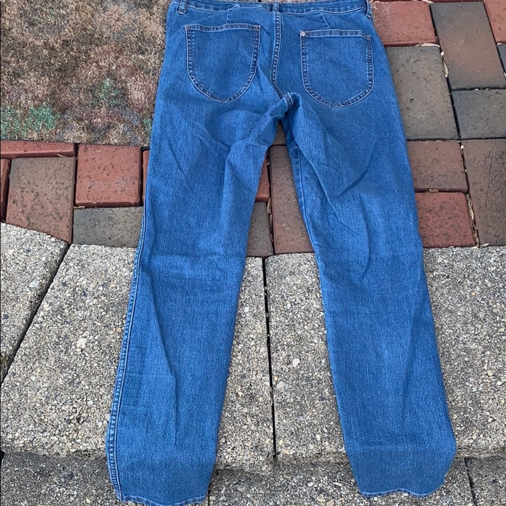 Jeans - Picture 2 of 2